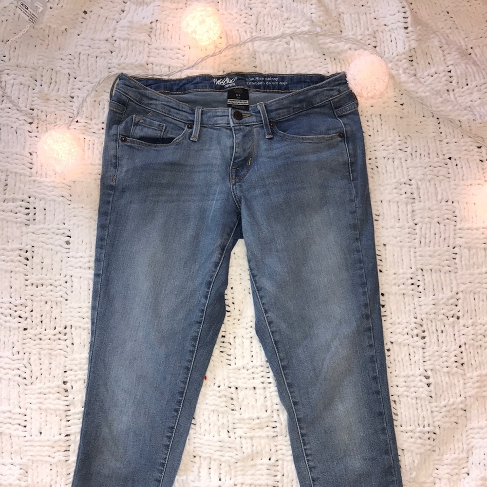 Skinny jeans